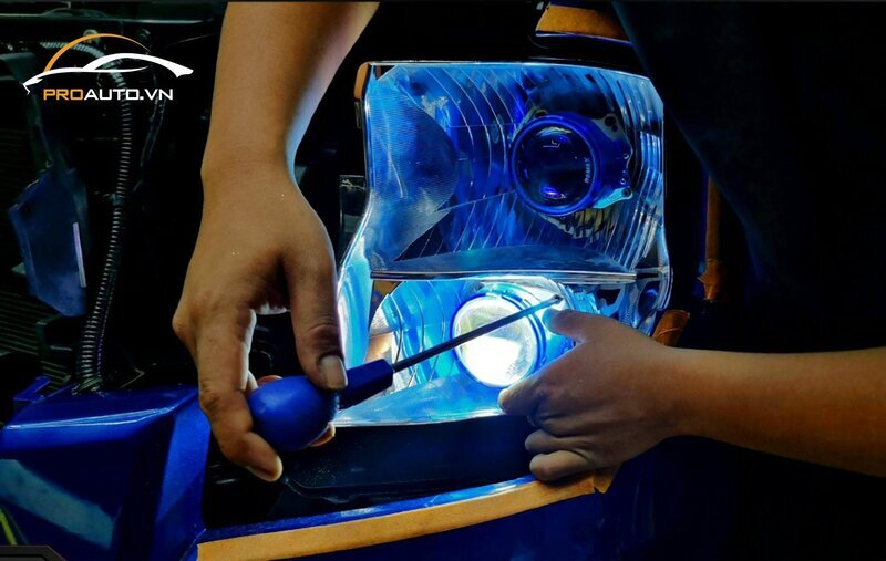 Độ đèn ô tô – Giải pháp ưu Việt tăng độ sáng cho xe ô tô 