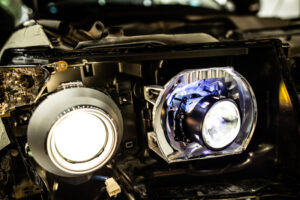 Độ đèn xe ô tô