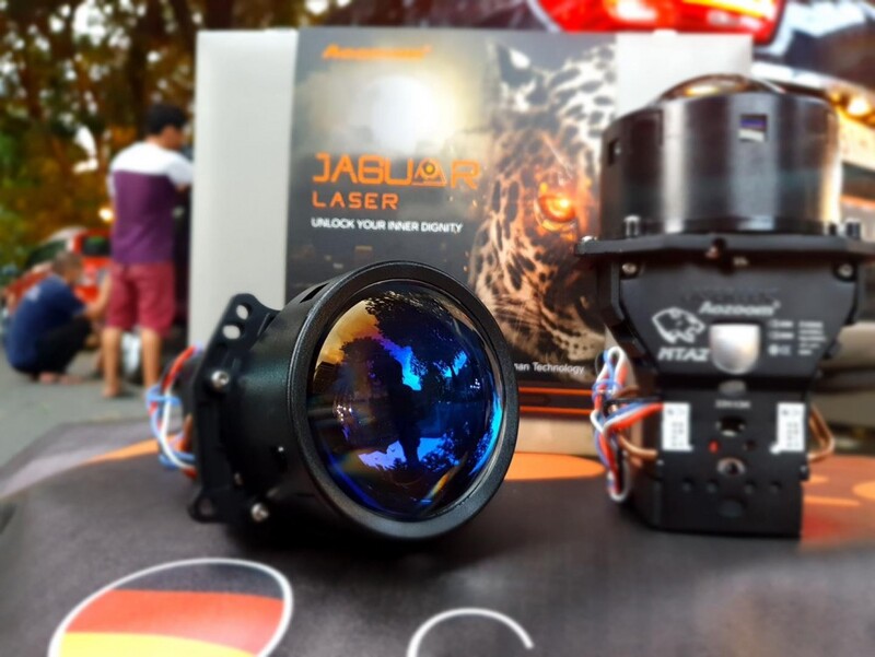 Sản phẩm Đèn Ô Tô Bi Laser Aozoom Jaguar Light