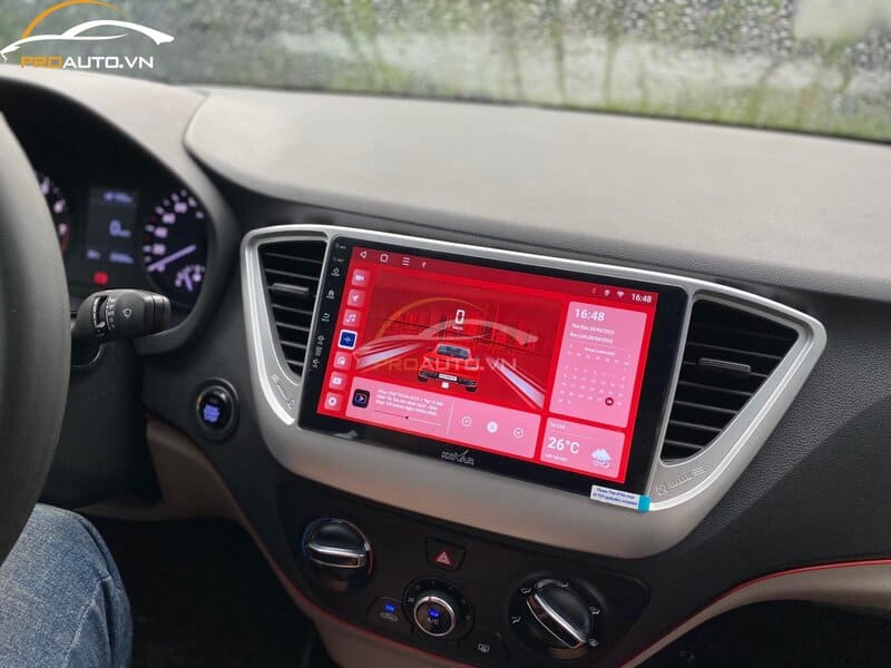Có nên gắn màn hình Android Kovar cho xe ô tô hay không?