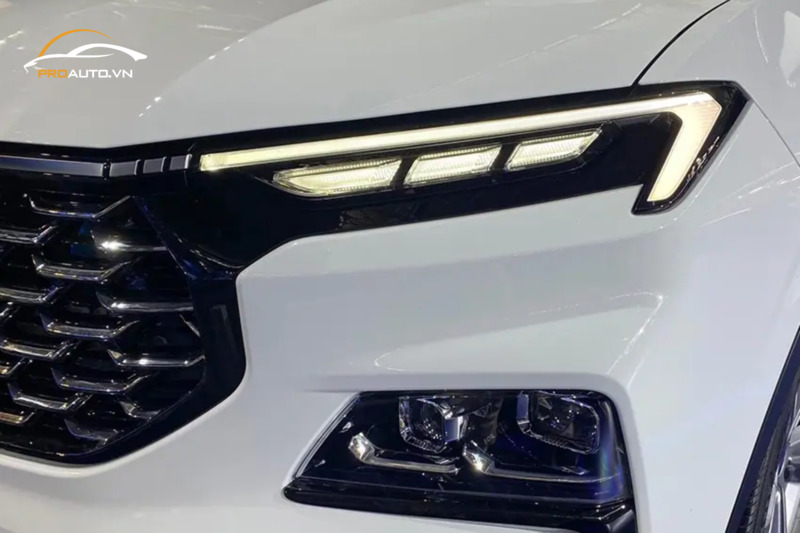Ford Territory 2023 nổi bật với “cặp mắt” định vị LED thanh mảnh dạng móc câu