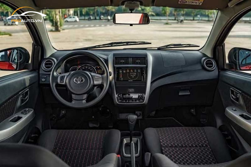 Có nên dán PPF nội thất xe Toyota Wigo?