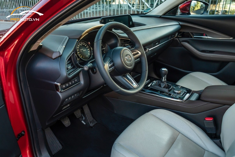 Có nên dán PPF nội thất xe Mazda CX30?