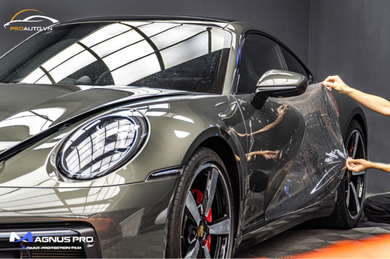 Dán PPF MAGNUS PRO cho xe Porsche 911 Carrera 4S