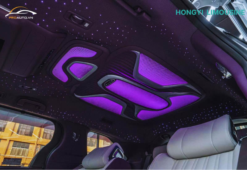 Độ đèn trần spaceship cho xe Hyundai Starex limousine