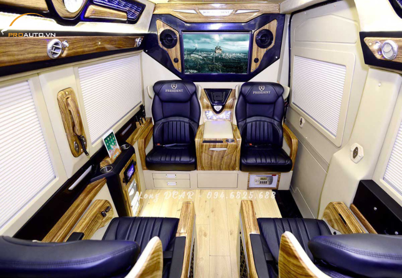 Ghế ngồi limousine Hyundai Solati điểm nhấn về thiết kế đem lại trải nghiệm thoải mái tối đa