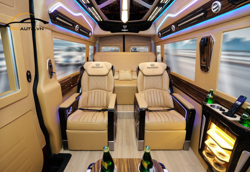 limousine Hyundai Solati tạo nên không gian nội thất mới mẻ 