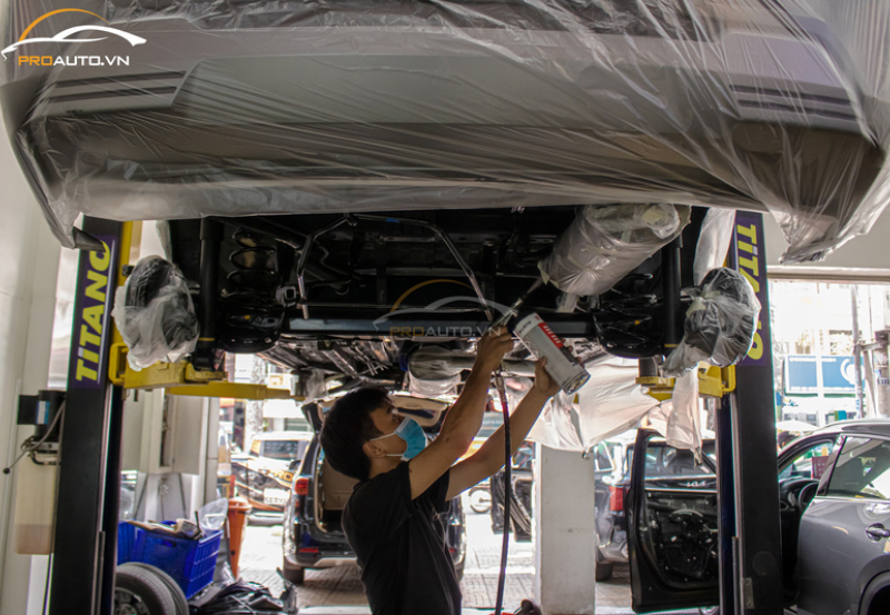 Kinh nghiệm sơn phủ gầm cho xe Hyundai Palisade hiệu quả
