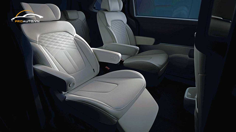 Bọc ghế da ô tô cho xe Hyundai Custin