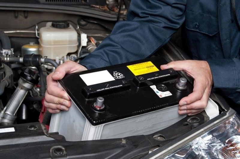 Kiểm tra và bảo trì hệ thống chiếu sáng ô tô