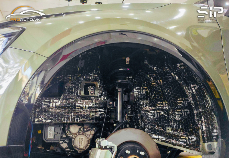 Cách âm hốc lốp bánh xe trải nghiệm lái xe tĩnh lặng và thoải mái