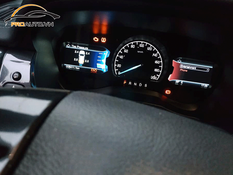 Lắp Cảm Biến Áp Suất Lốp Cho Xe Ford Everest