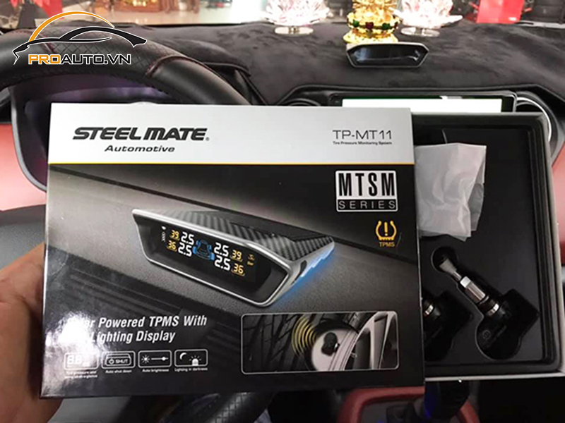 Lắp Cảm Biến Áp Suất Lốp Cho Xe Aston Martin One-77