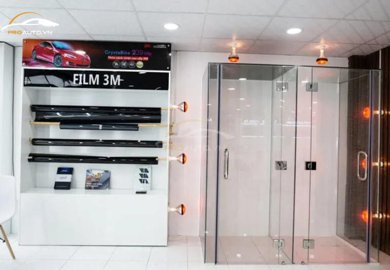 Phòng test Film được thiết kế chuyên nghiệp tại PROAUTO.VN