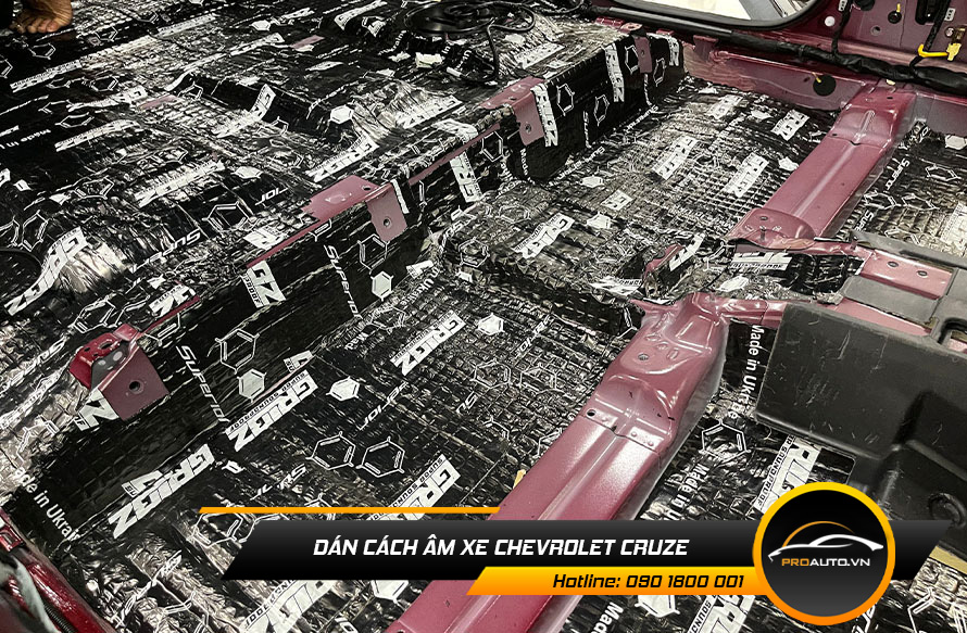 Thi công cách âm chống ồn xe Chevrolet Cruze tại Trung tâm Proauto.vn