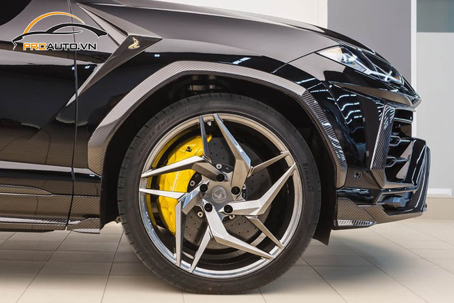 Do mam LAMBORGHINI Urus Hinh 1