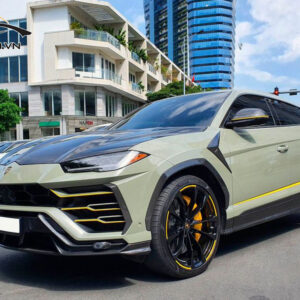 Do mam LAMBORGHINI Urus Hinh 4 1