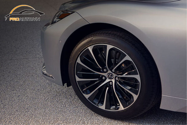 Độ mâm xe Lexus Luxury Sedan