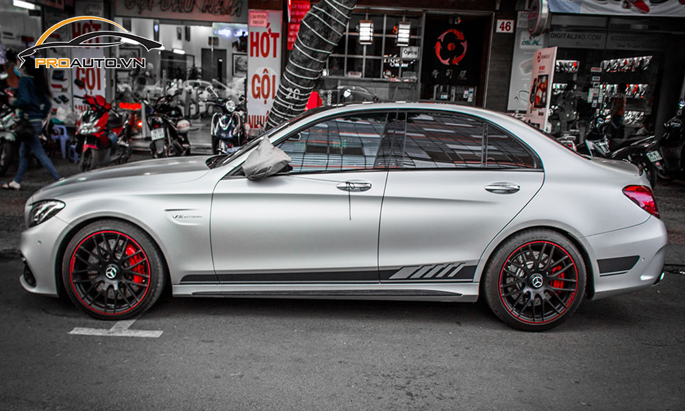 Do mam Mercedes C Class Hinh 7