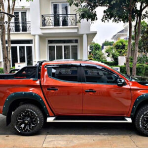 Alternative view of Độ mâm xe Mitsubishi Triton
