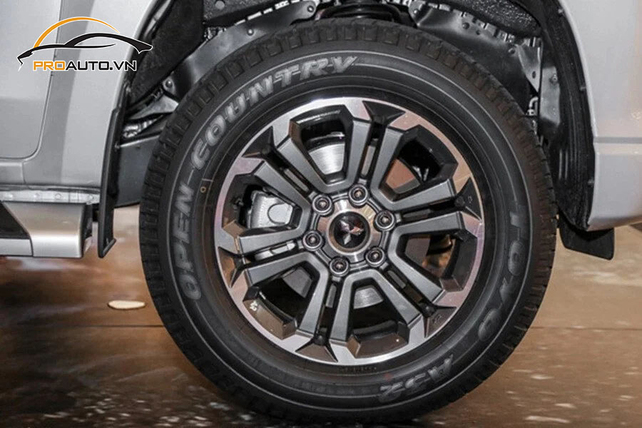 Do mam Mitsubishi Triton Hinh 10