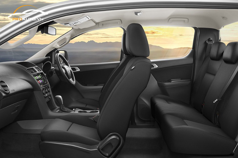 Bọc da cột A, B,C, D cho xe Mazda BT-50