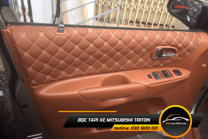 Bọc da tapi cửa Mitsubishi Triton 