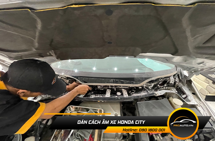 Cách âm chống ồn xe Honda City vị trí khoang máy