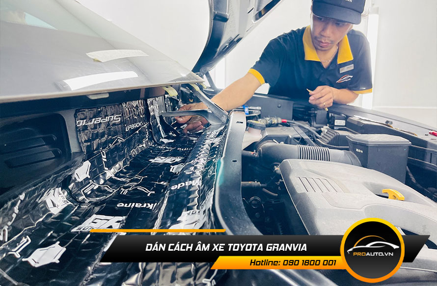 Cách âm chống ồn xe Toyota Granvia