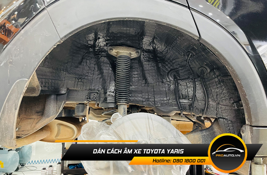 Xịt phủ hốc bánh cách âm chống ồn xe Toyota Yaris