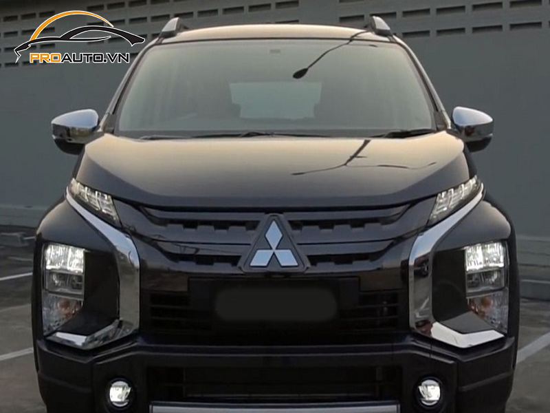 Dán wrap đổi màu xe Xpander Cross