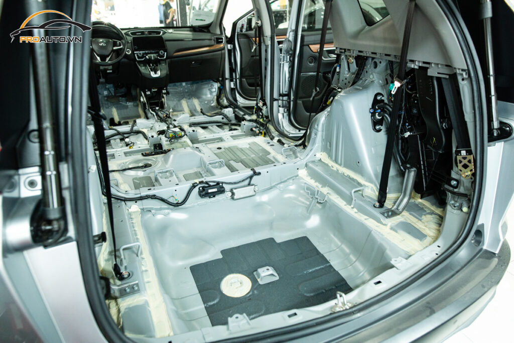 Quy trình cách âm xe Honda CRV