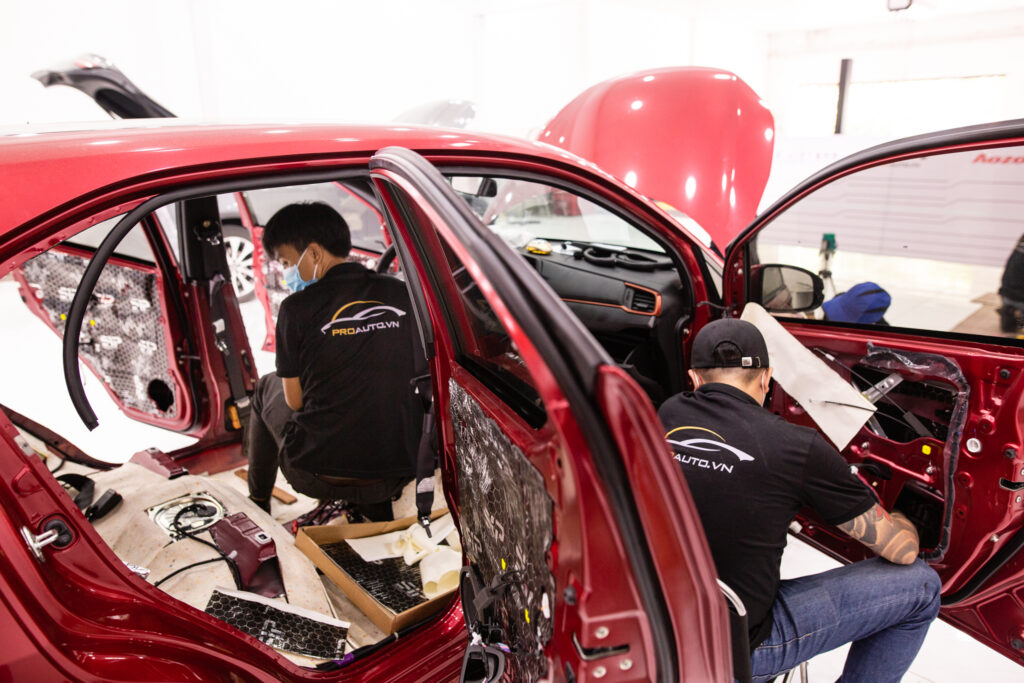 Công dụng việc cách âm xe Honda Civi