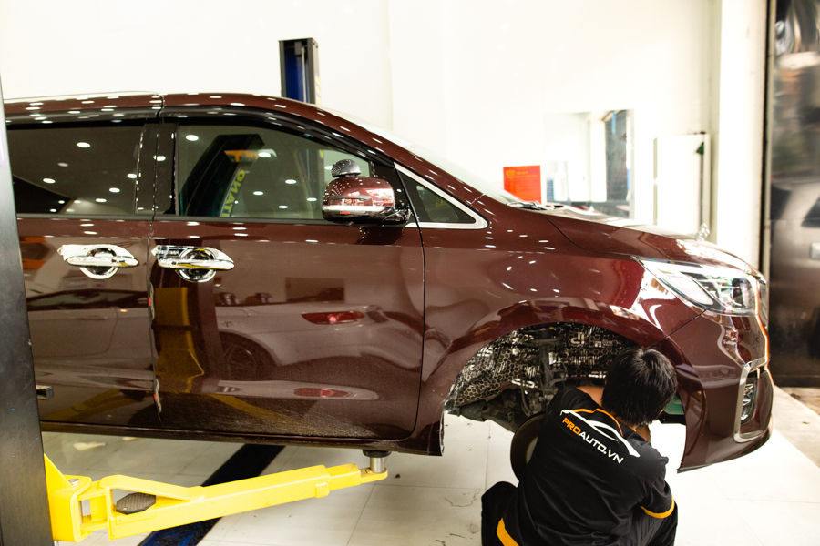 Cách âm chống ồn Kia Sedona
