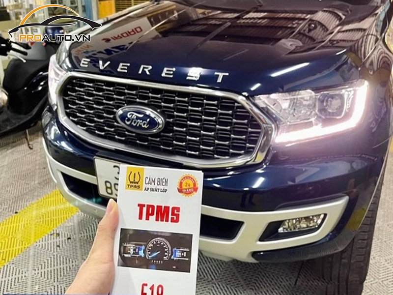 Lắp Cảm Biến Áp Suất Lốp Cho Xe Ford Everest