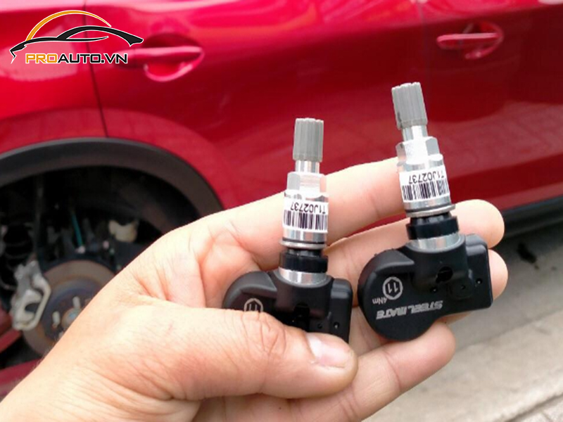 Lắp Cảm Biến Áp Suất Lốp Cho Xe VinFast Fadil