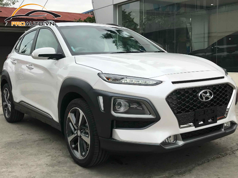 Lắp cảm biến áp suất lốp cho xe Hyundai Kona