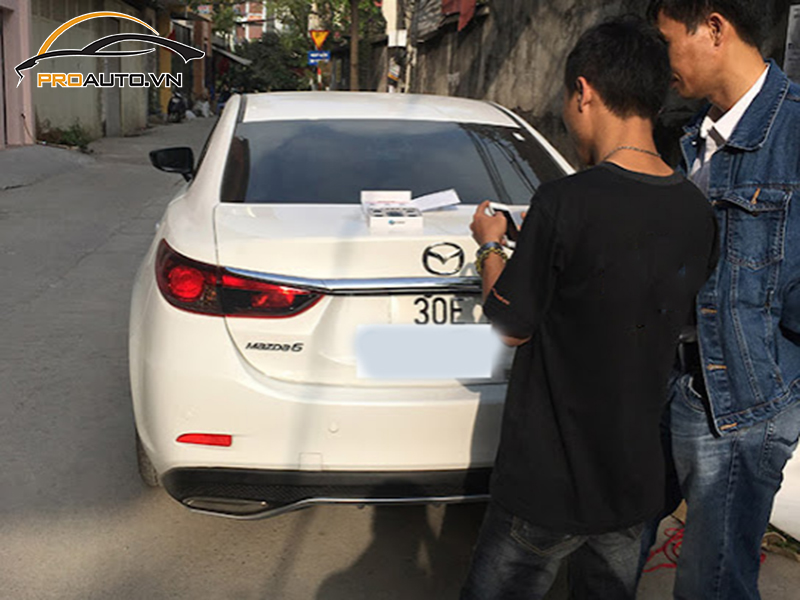 Lắp Cảm Biến Áp Suất Lốp Cho Xe Mazda 6