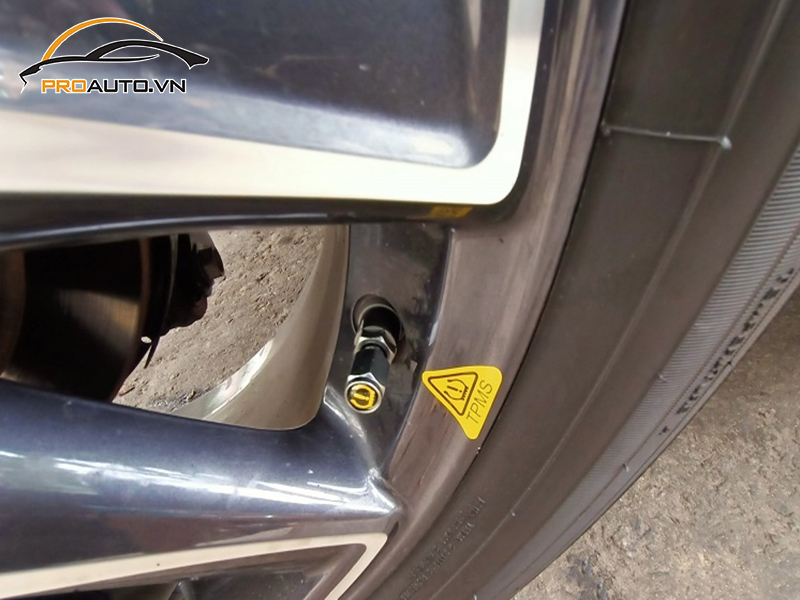 Lắp Cảm Biến Áp Suất Lốp Cho Xe Mazda CX-8