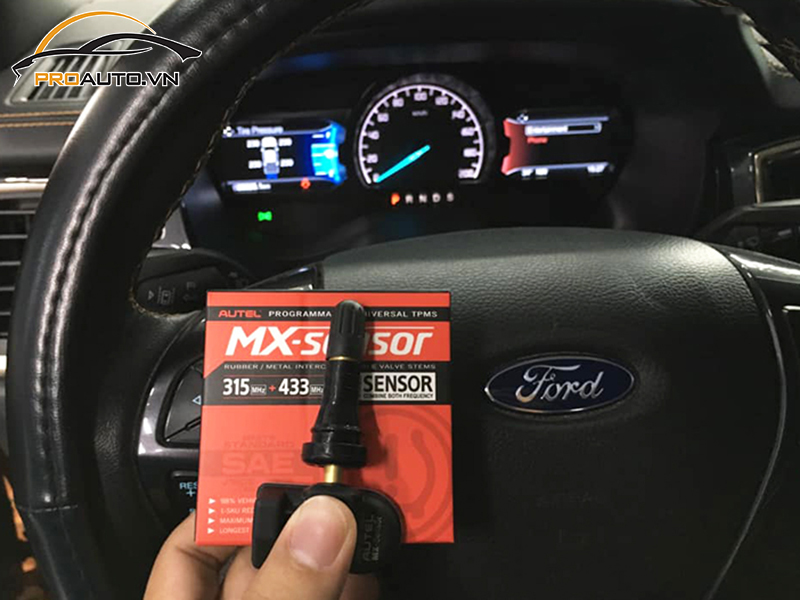 Lắp Cảm Biến Áp Suất Lốp Cho Xe Ford Ranger