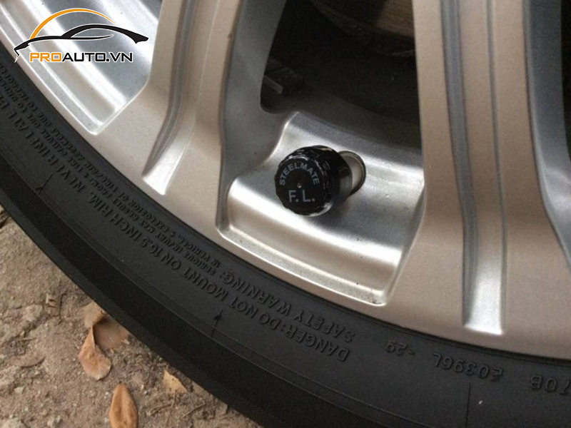 Lắp Cảm Biến Áp Suất Lốp Cho Xe Mercedes Benz S-Class-Long