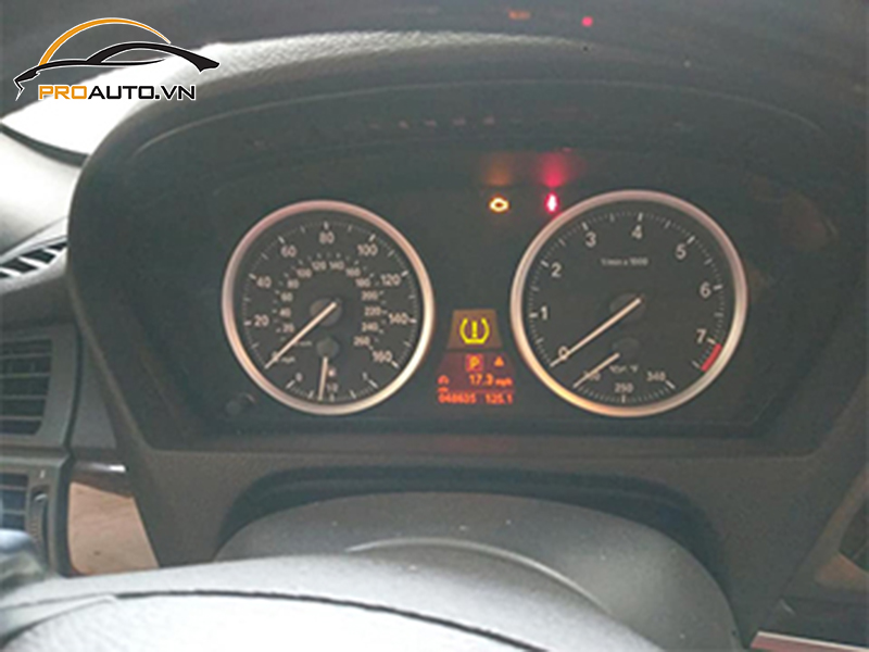 Lắp Cảm Biến Áp Suất Lốp Cho Xe BMW X Series 