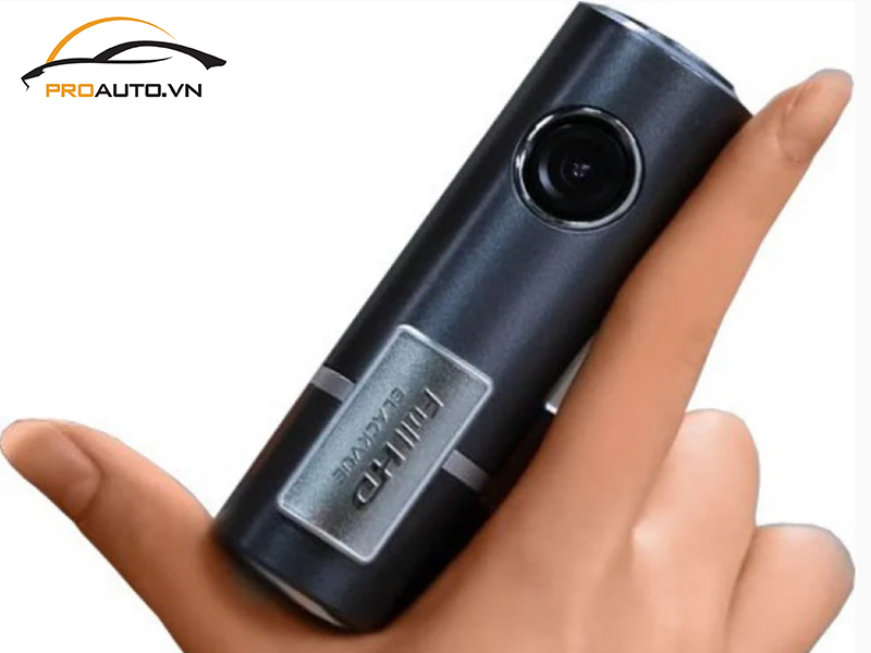 Camera hành trình ô tô xe Mercedes C-Class