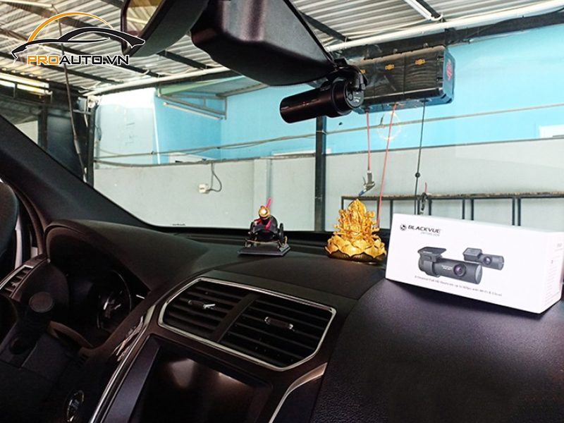 Camera hành trình ô tô xe Ford Explorer