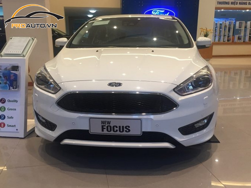 Camera hành trình ô tô xe Ford Focus
