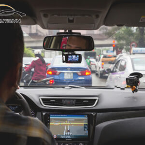 camera hanh trinh xe Maybach 7 1