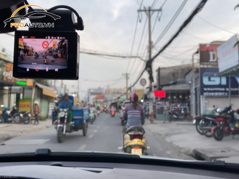 Camera hành trình ô tô xe Mazda 6