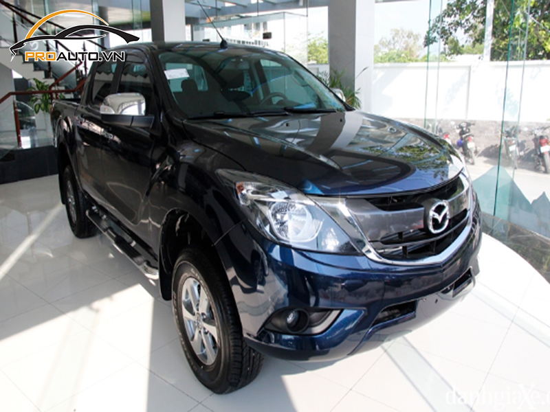 Camera hành trình ô tô xe Mazda BT-50