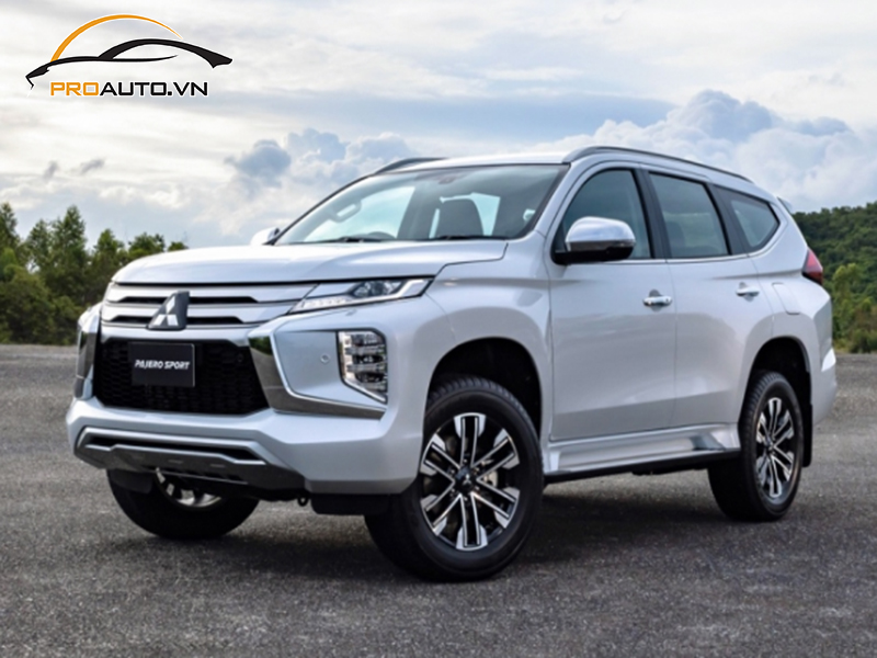 Camera hành trình ô tô xe Mitsubishi Pajero Sport
