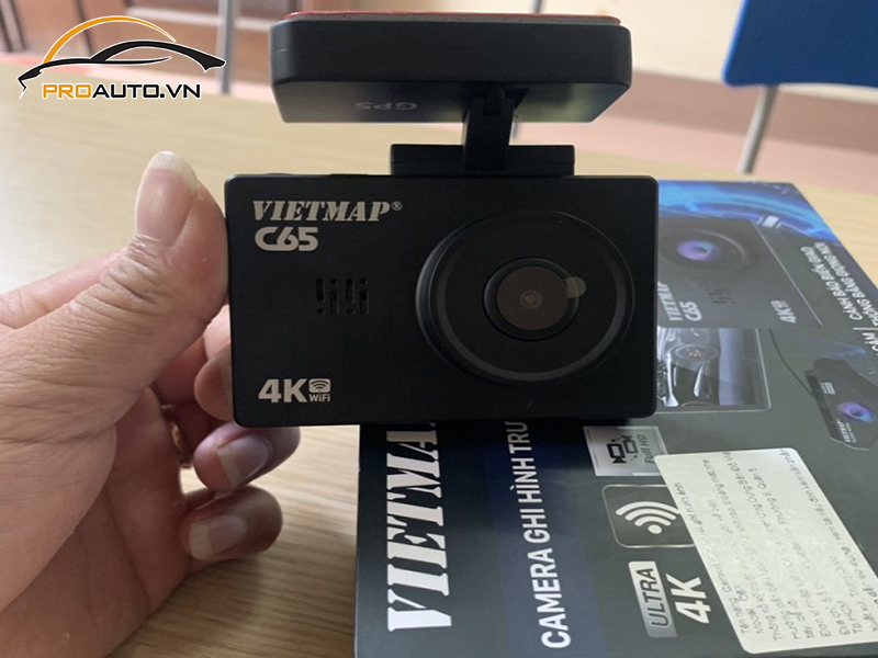 Camera hành trình ô tô xe Ford Tourneo